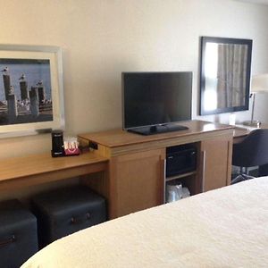 King Room Accessible Tub Mobility Hearing Access or Non-Smoking